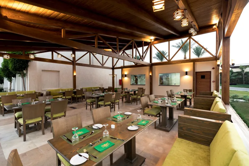 Roots Restaurant