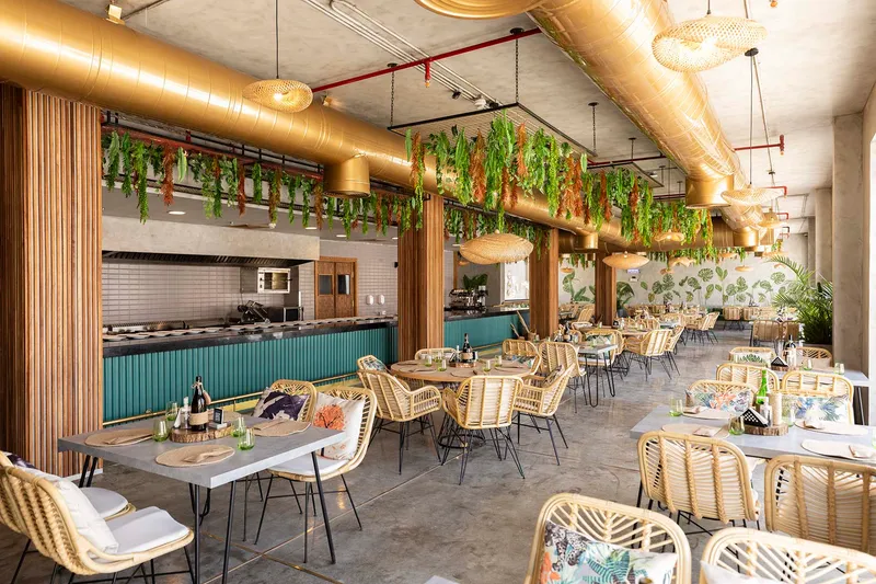 Lucina Restaurant
